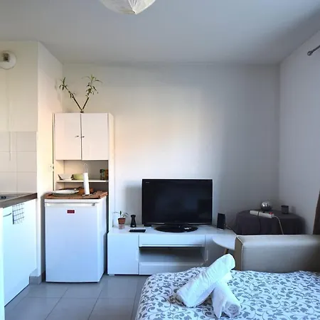 Studio Gare St Roch 1er Etage - Air Montpellier